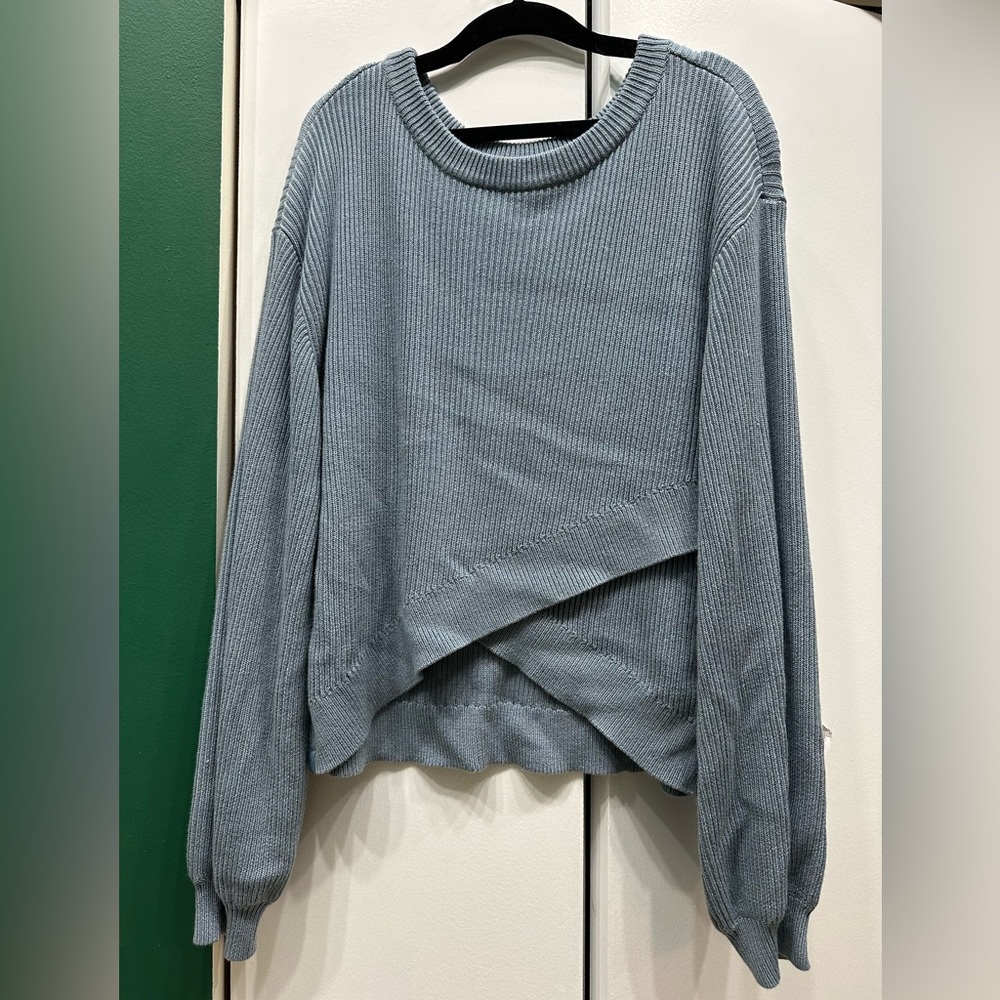 Lululemon sweater